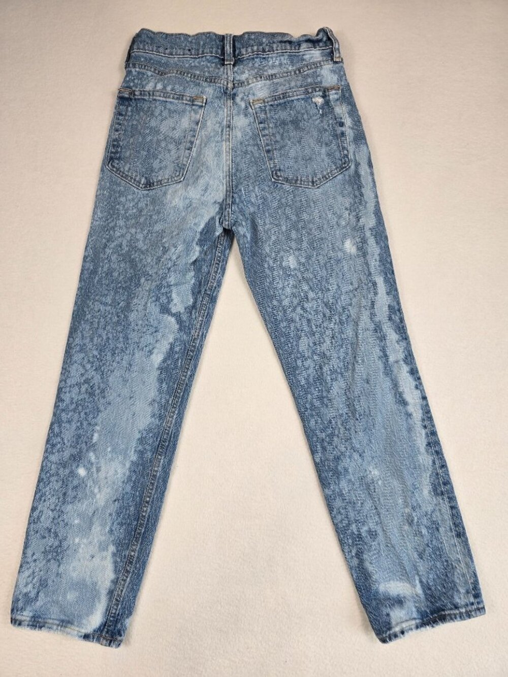 Gap Denim Cheeky Straight Jeans 4/27 Light Wash Bleach Splatter Womens - Picture 6 of 8